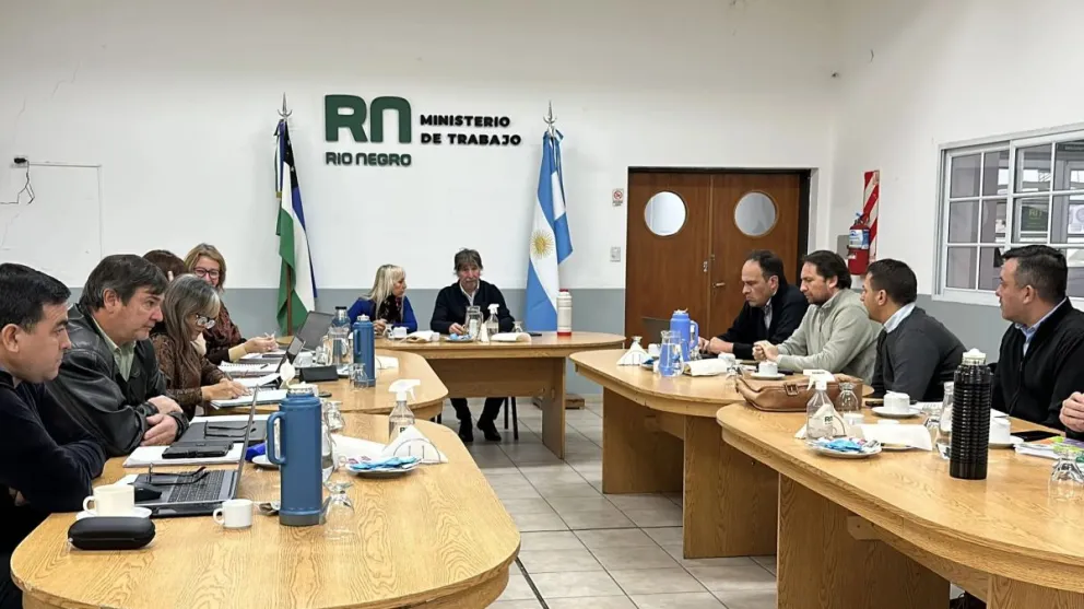 El Gobierno provincial convocó a paritarias para el martes 5 de septiembre