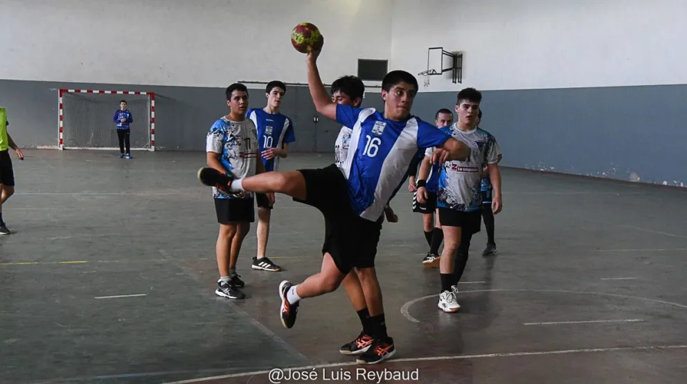 Palpitando el “Súper 6”, el handball local disputó una nueva fecha