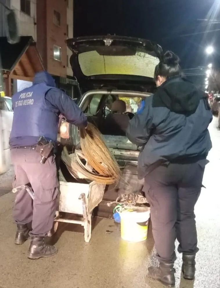 Ladrones sorprendidos cuando sustraían herramientas de una obra en construcción