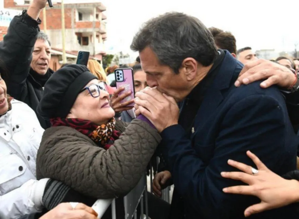 Massa: "Desde algunos lugares sólo se dedican a criticar, a cuestionar y nosotros trabajamos"