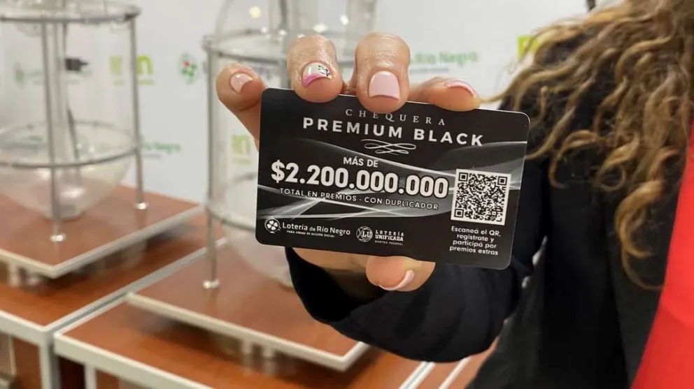 Ya está disponible la Chequera Premium Black