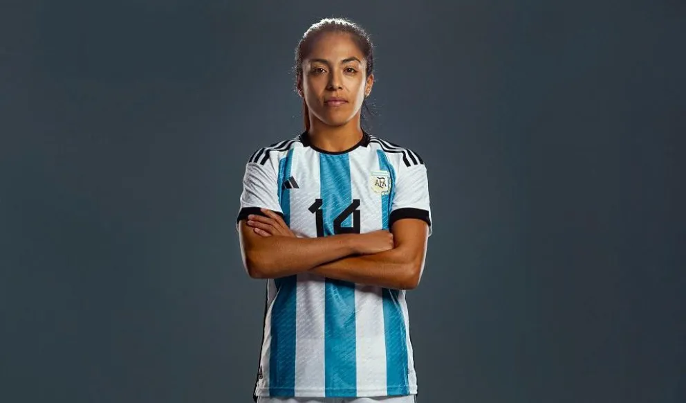 Foto mundialista y entrevista de Miriam Mayorga a la espera del debut en Nueva Zelanda
