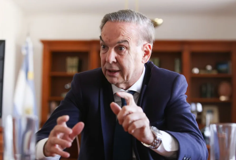 Pichetto: "Calificar de genocidio la campaña de Roca en la Patagonia es miserable e infame"