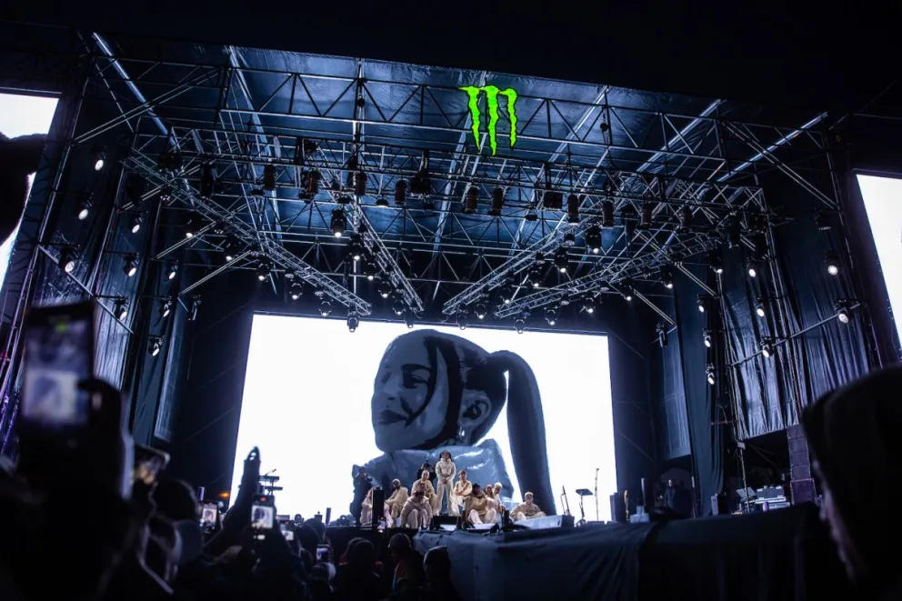 Mirá las fotos de la presentación de Nicki Nicole en el Cerro Catedral
