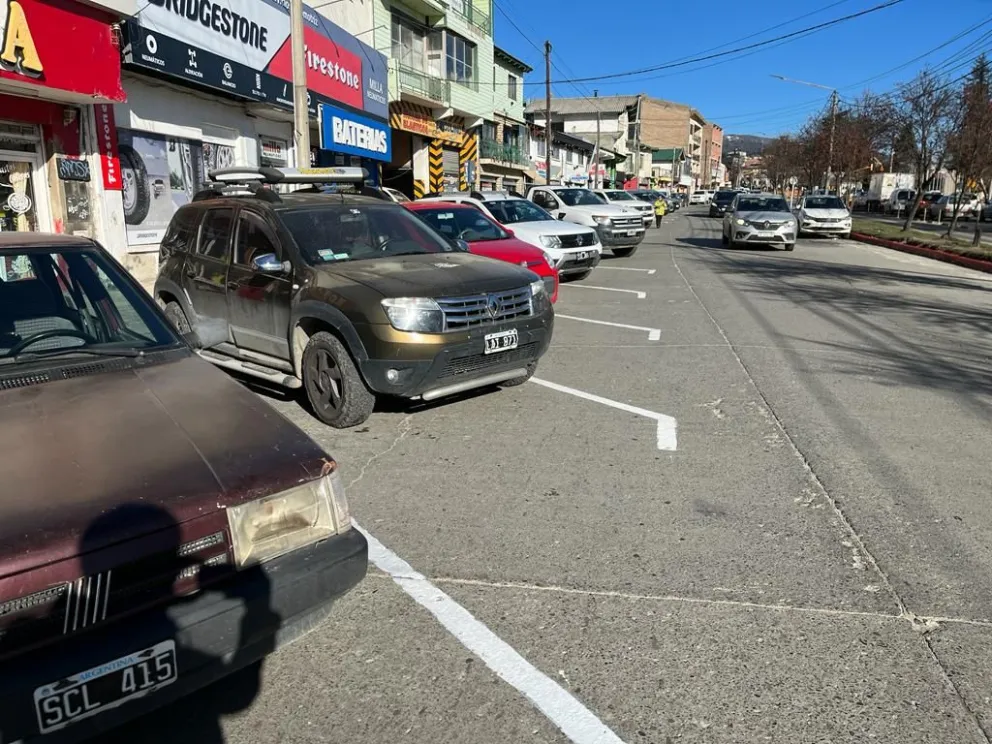 Estacionamiento: agredieron al subsecretario de Tránsito en la zona del Ñireco