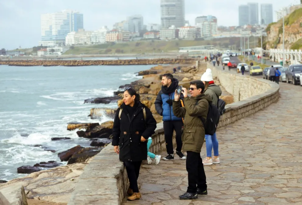 Mar del Plata presentó en Bariloche su amplio abanico de actividades turísticas