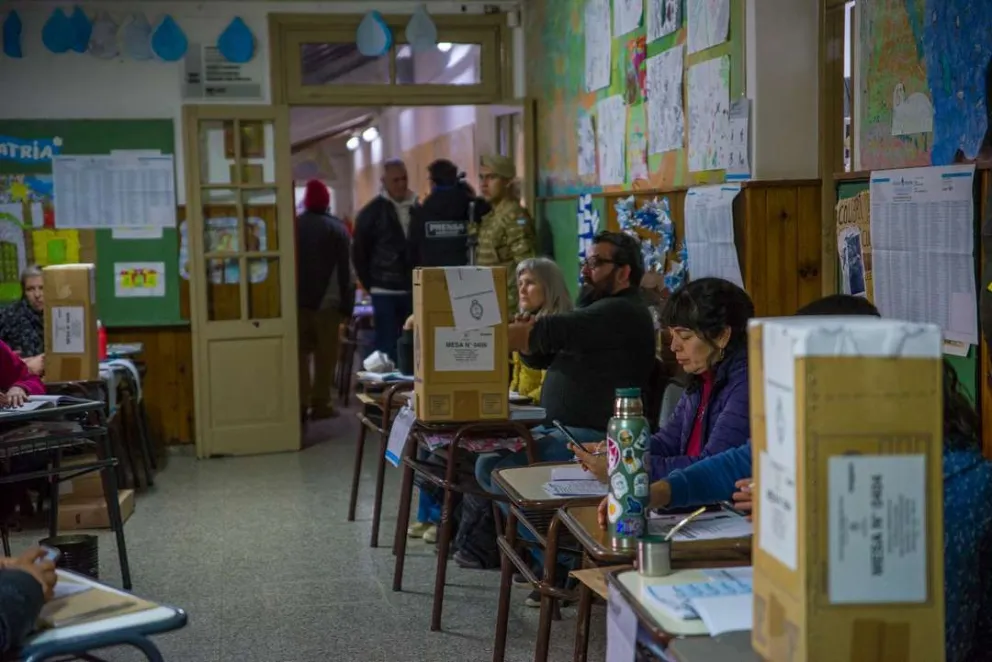 Continúan las PASO en Bariloche, luego de una mañana con algunas complicaciones