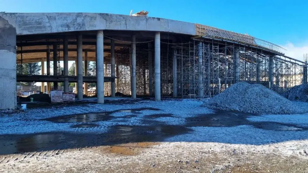 Avanzan las obras de la nueva Terminal de Ómnibus y la ampliación del Hospital Zonal
