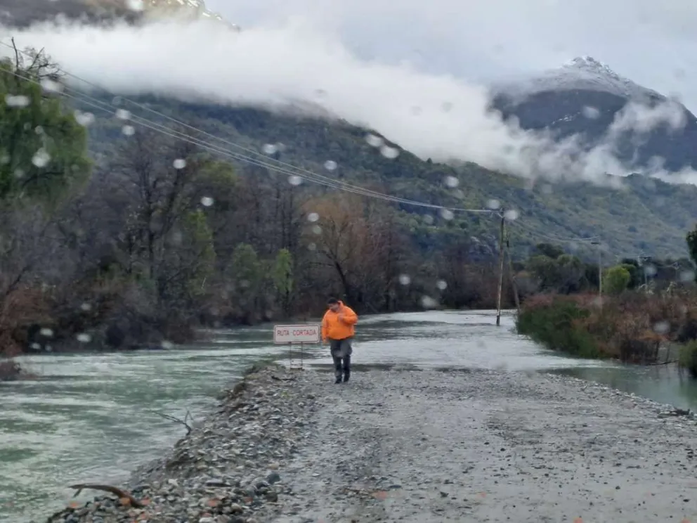 Un "río atmosférico" afecta la Zona Andina y genera crecidas