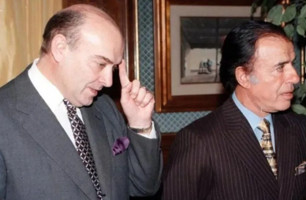 El ideólogo de la convertibilidad de los '90 respaldó la dolarización impulsada por Javier Milei
