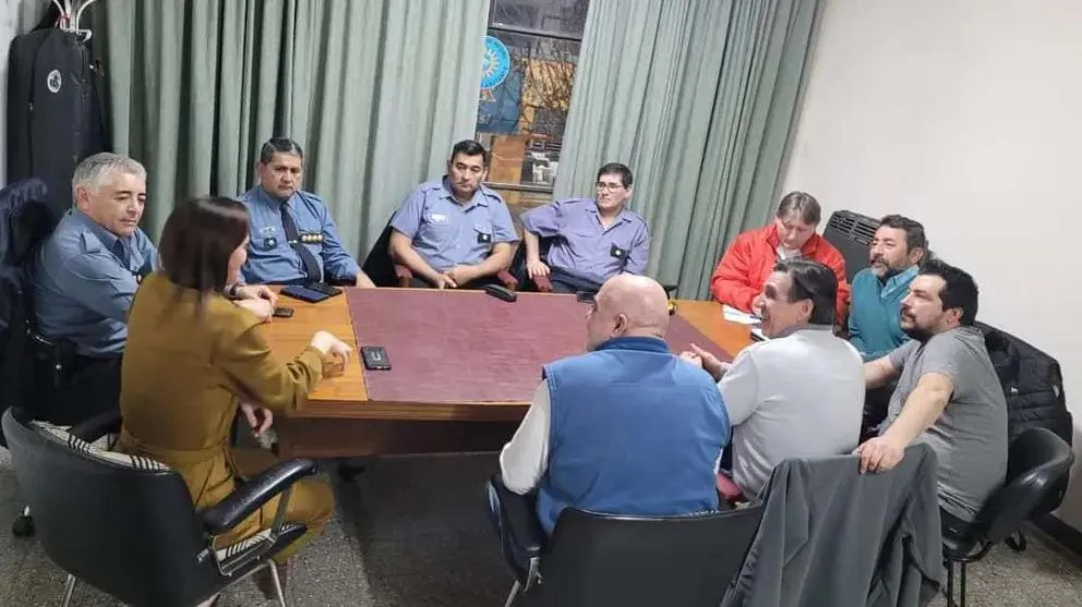 La ministra Minor se reunió con Cámaras de Comercio del Alto Valle