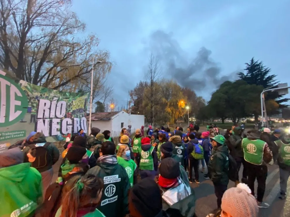 Empleados estatales nacionales se suman a la jornada de protesta de ATE