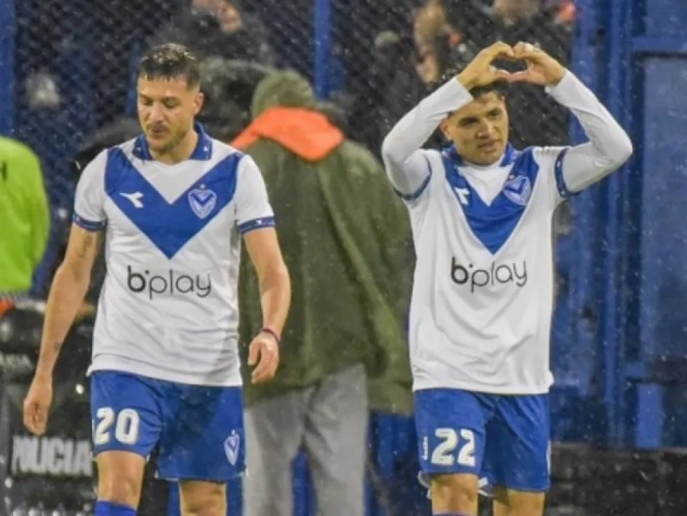 River no puede de visitante, esta vez cayó ante Vélez en el Amalfitani