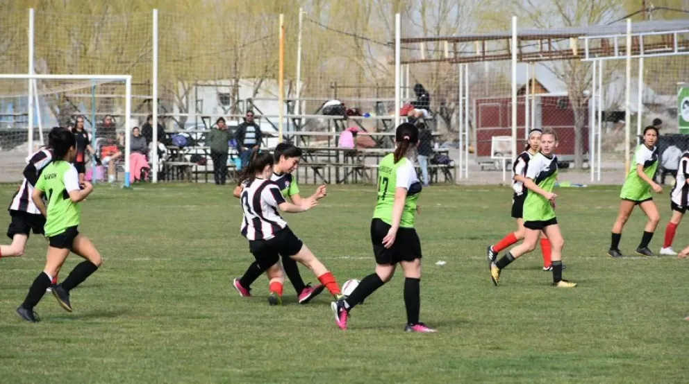 Se definieron los seleccionados rionegrinos de fútbol para los Evita