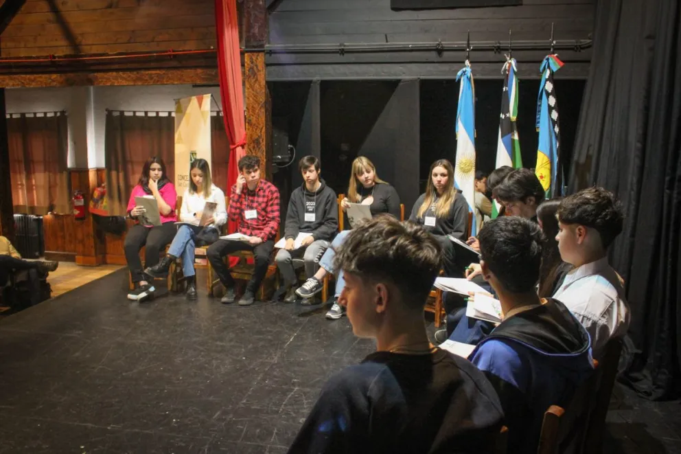 Los “concejales por un día” iniciaron el debate de sus proyectos