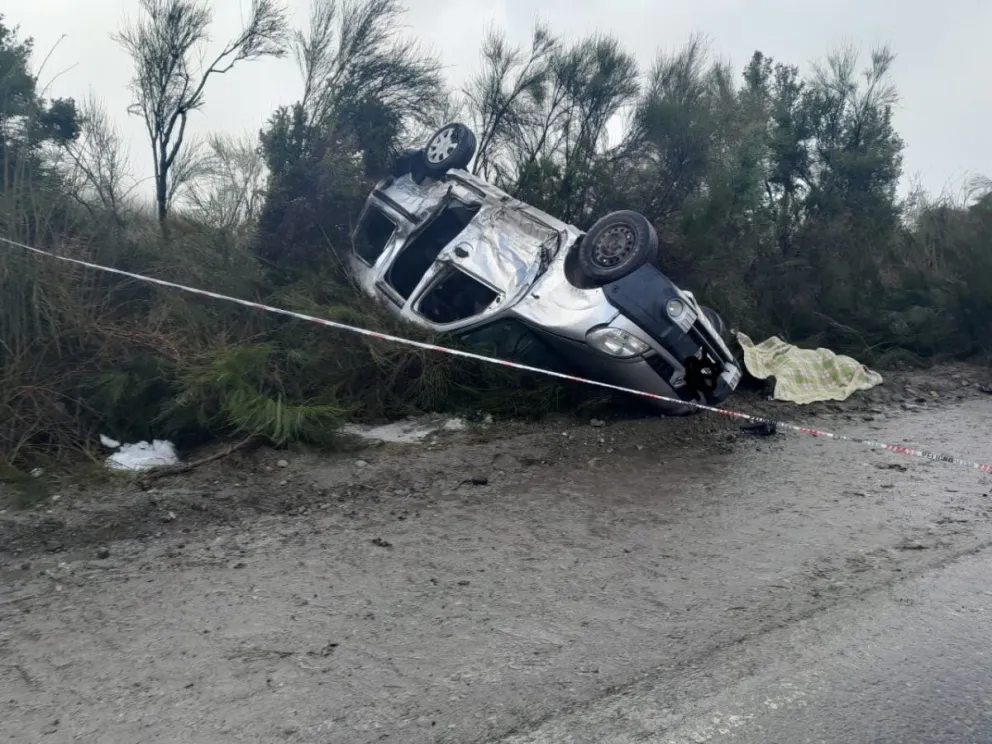 Una mujer murió en un choque en la ruta de acceso a Catedral 