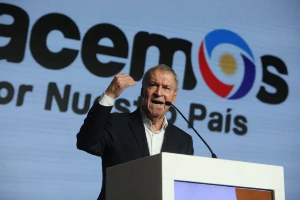 "Massa se hace el Papá Noel con plata de las provincias", se quejó Schiaretti