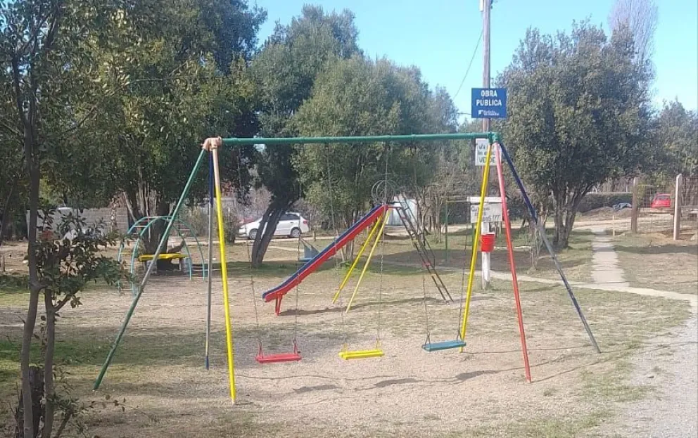 Realizarán una mejora integral de la plaza Exequiel Bustillo