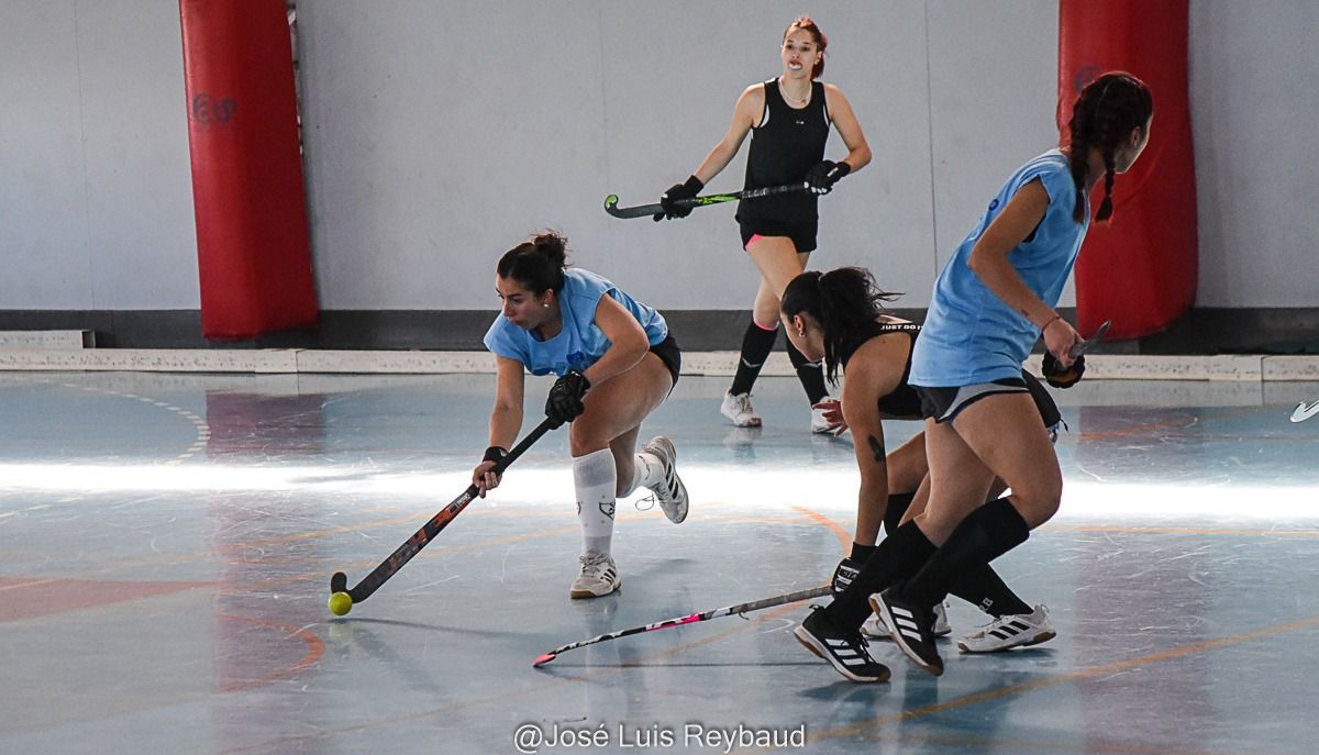 Cuatro jugadoras locales en la preselección argentina rumbo al Panamericano de hockey indoor