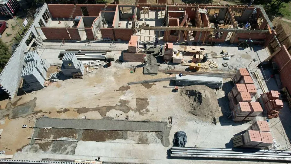 Se terminó todo el perímetro de mampostería del Centro Social, Cultural y Deportivo N°5