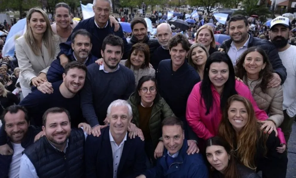 Bullrich cerró campaña en Santa Fe y Córdoba: “La mafia tiene miedo de perder sus privilegios y sus negociados”