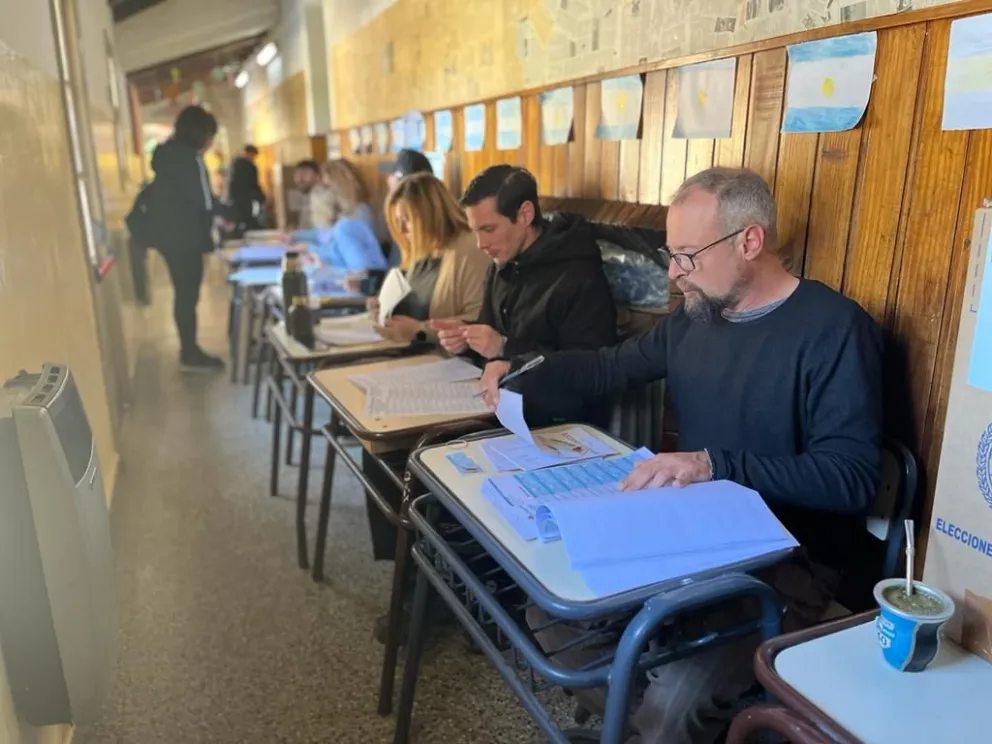 En Bariloche Massa sacó una diferencia de 11 puntos sobre Milei