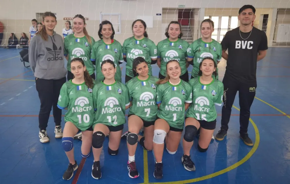 Hubo fecha de mayores y menores en la Liga local de vóley