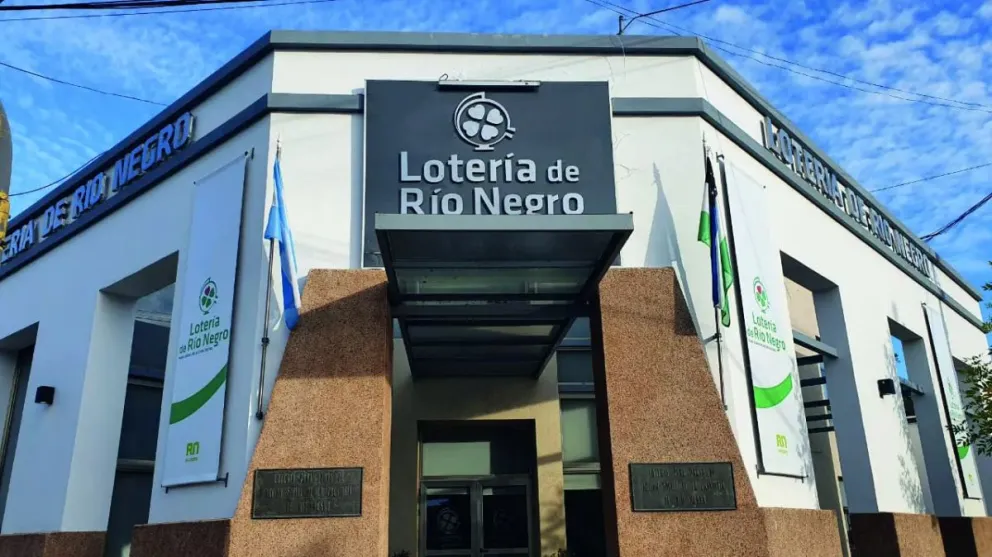 Buscan combatir el juego online ilegal y las apuestas de menores