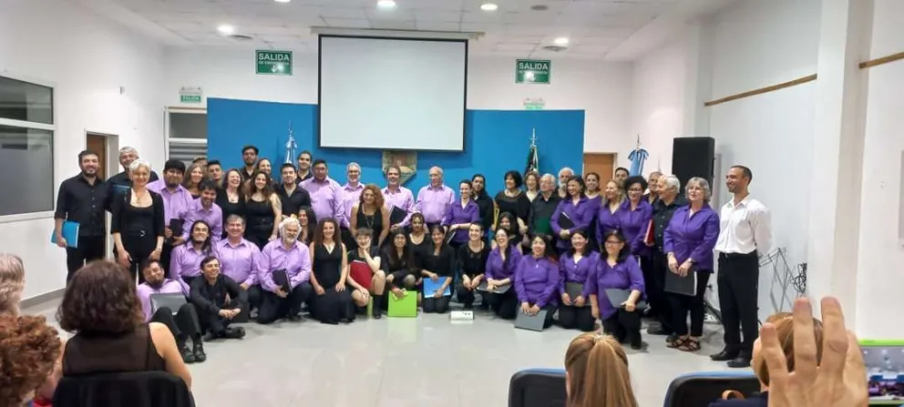 El Coro de Cámara Municipal se presentó en General Roca