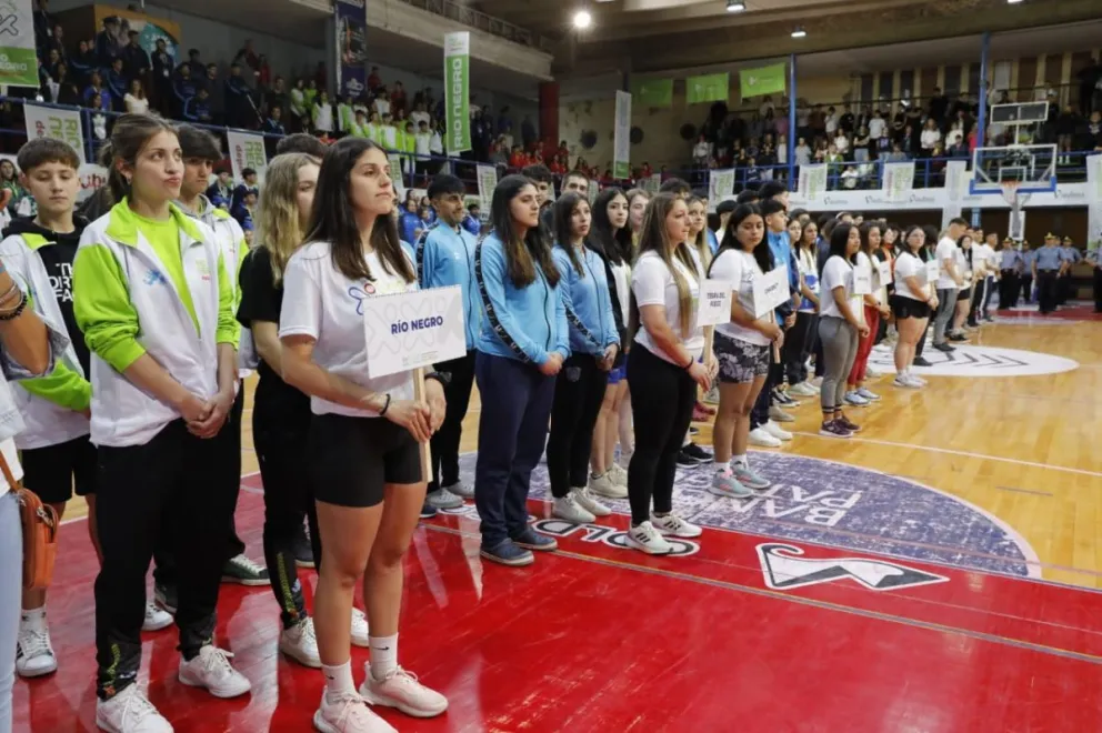 Se inauguraron los Juegos binacionales de la Araucanía en Río Negro