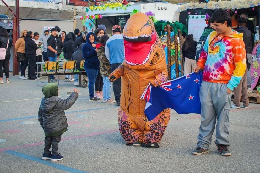 Convocan a estudiantes para la Semana de la Juventud 2024 en Bariloche