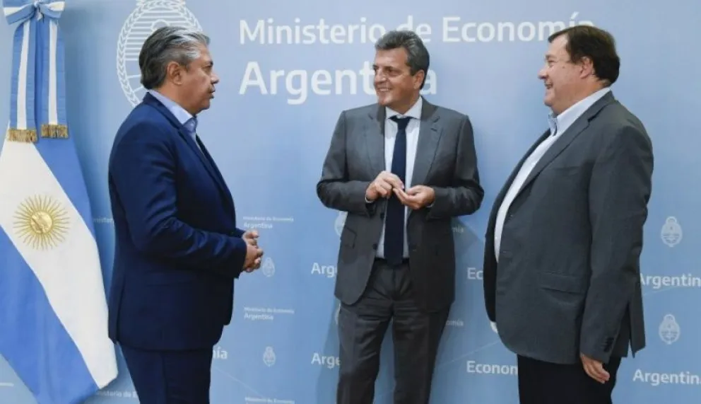 Sergio Massa llega a Río Negro en la previa al balotaje del domingo