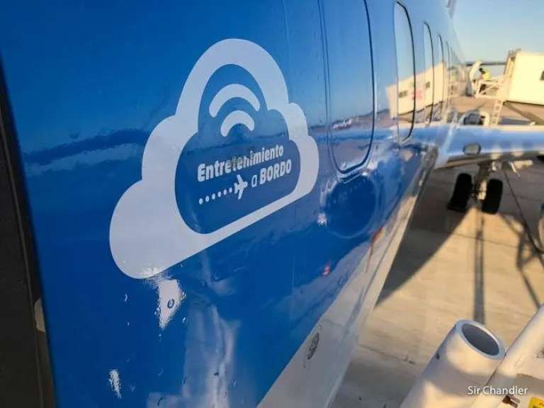 Aerolíneas Argentinas confirmó que ofrecerá Wi-Fi a bordo