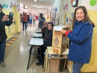 Arabela Carreras votó en los kilómetros: "Para Río Negro es clave el resultado electoral"