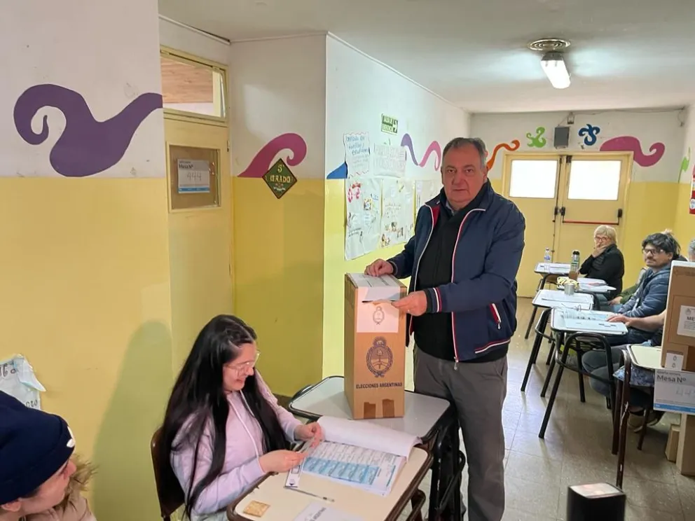 Gennuso: "La Democracia está muy afianzada en el pueblo argentino"