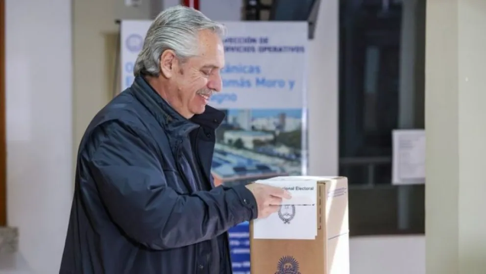 Votó Alberto Fernández: "Deseo lo mejor para todos los argentinos"