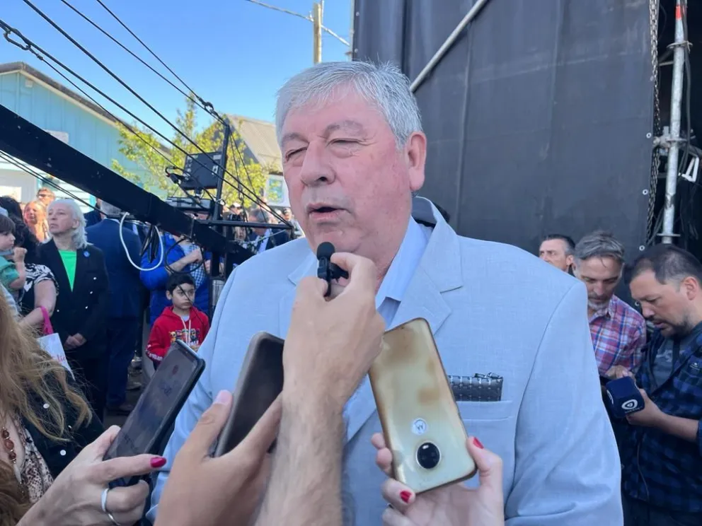 Cortés dio marcha atrás con la polémica contratación de su sobrina