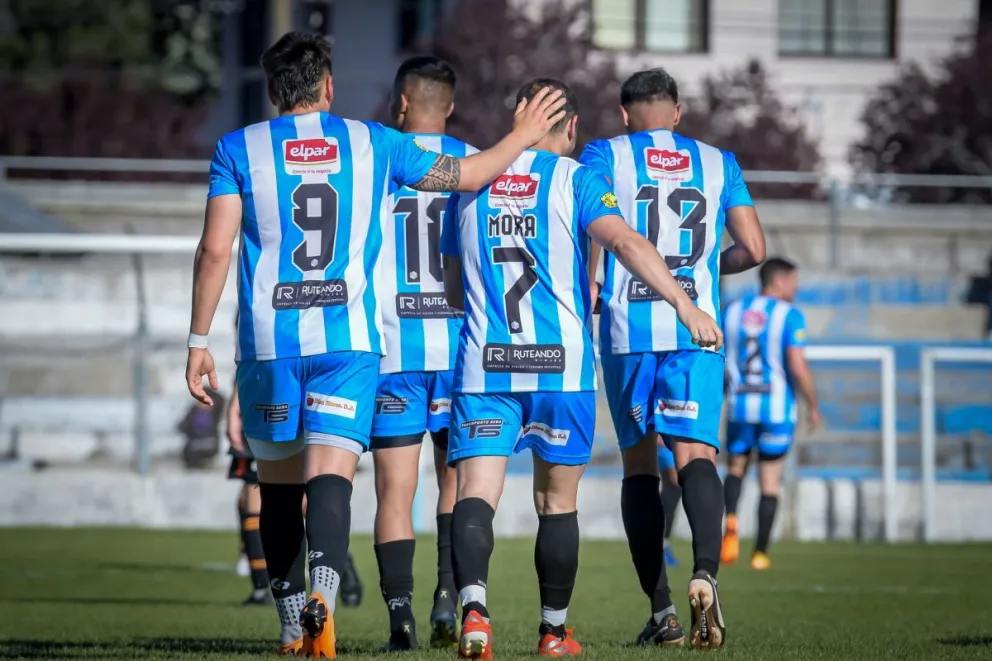 Alas, Estudiantes y Chicago quedaron eliminados del Regional de fútbol