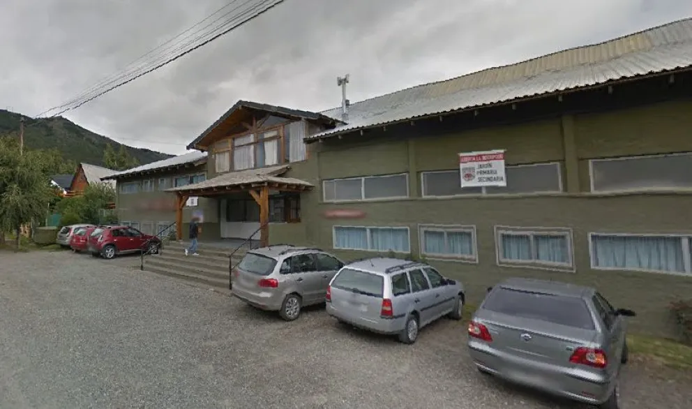 Una amenaza de bomba activó el protocolo de evacuación en el Colegio Siglo XXI