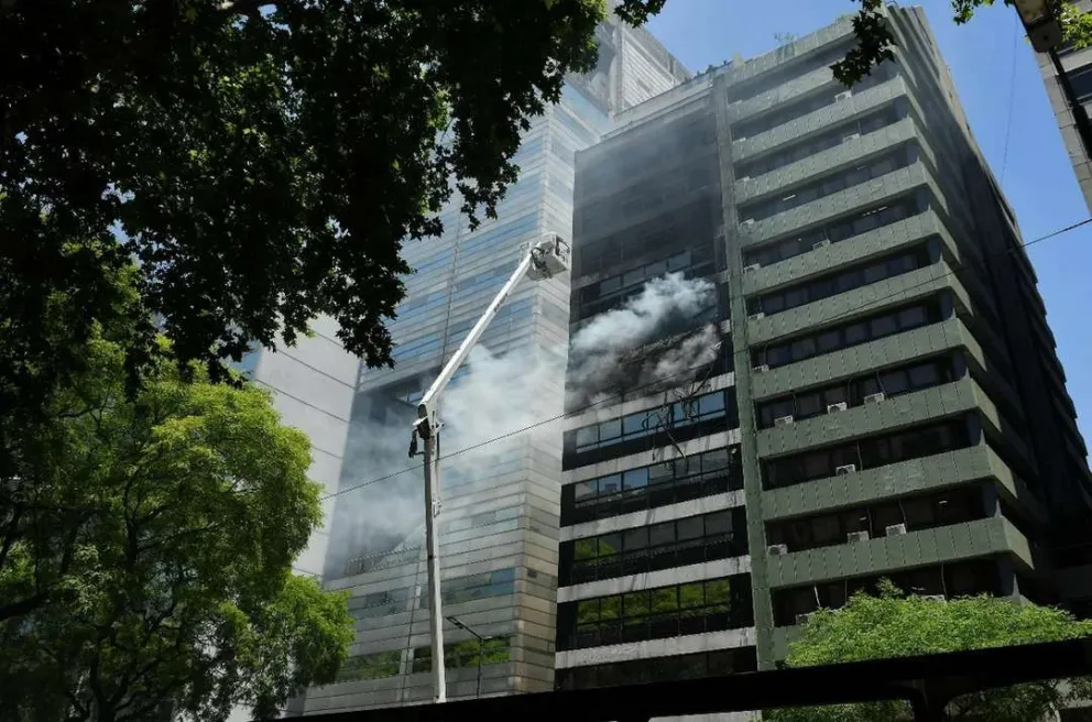 Se conoció cuál fue la causa del fatal incendio en el edificio lindero a la Secretaría de Trabajo