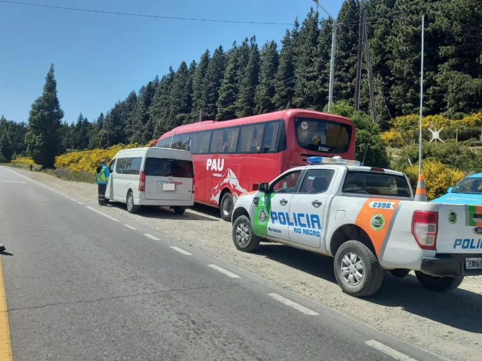 Chofer de un micro con estudiantes de Chile conducía en estado de ebriedad