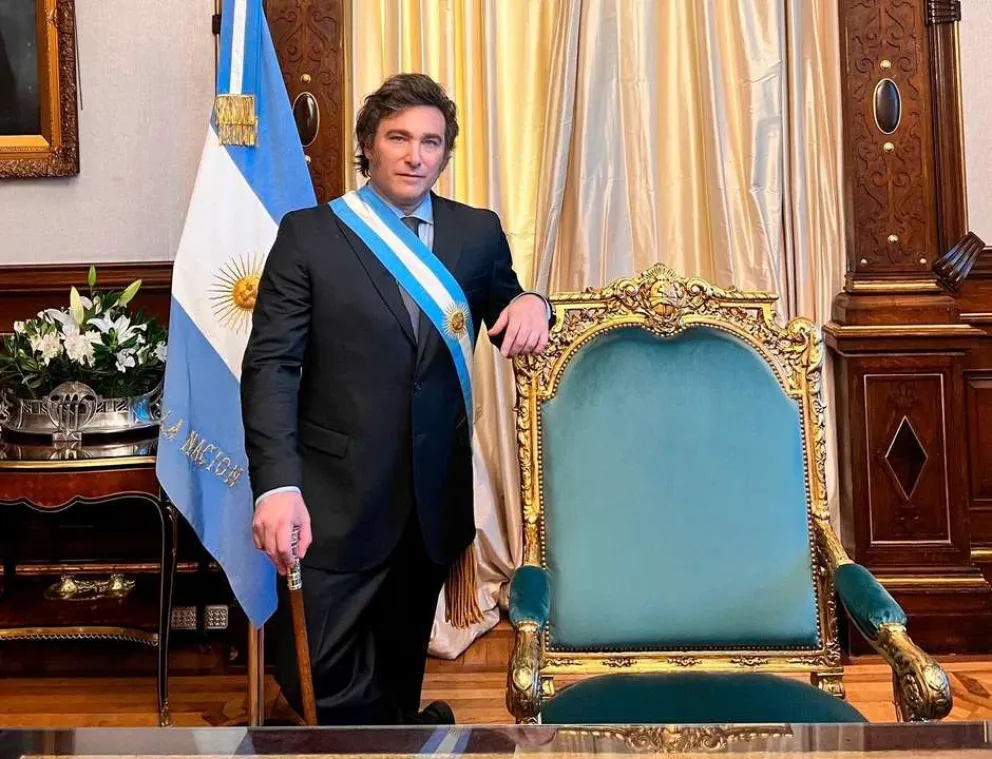 Milei convocó al Gabinete tras envío de Ley Ómnibus y la CGT debate un paro general