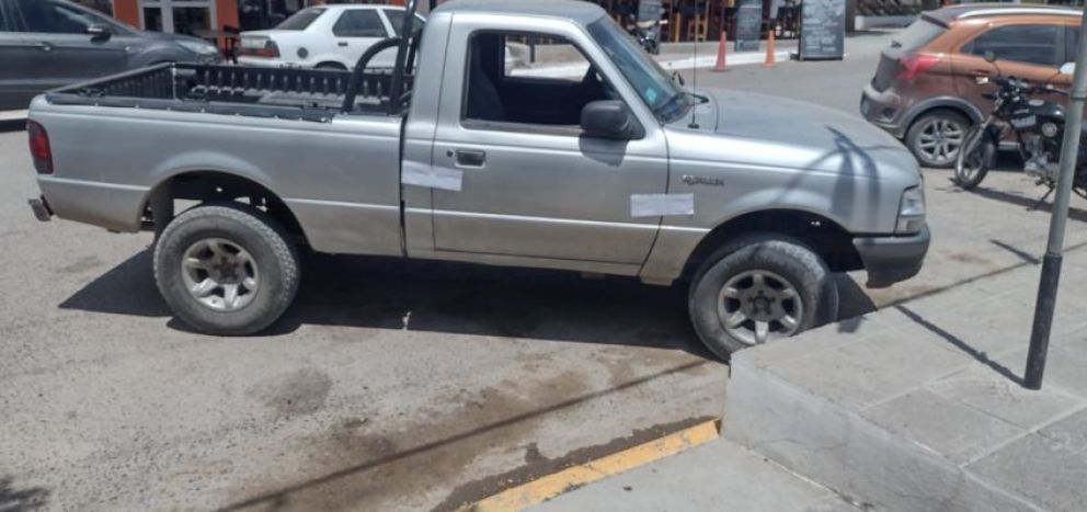 Las Grutas: la Policía recuperó una camioneta robada en Bariloche