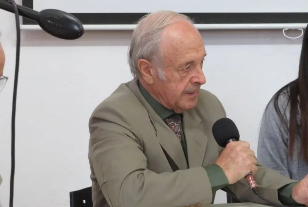 Reconocimiento a Roy Madsen por su gran aporte a la difusión del deporte local