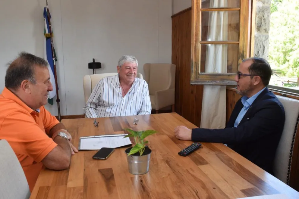 Cortés recibió al Consúl de Chile y dialogaron sobre diversos temas
