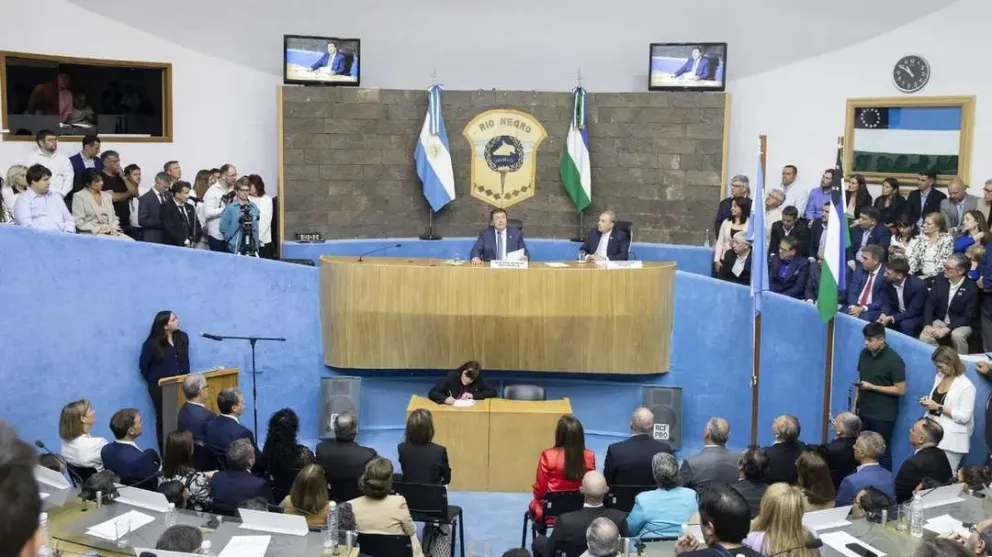 Primer mes en el Gobierno provincial: búsqueda de consenso y grandes acuerdos