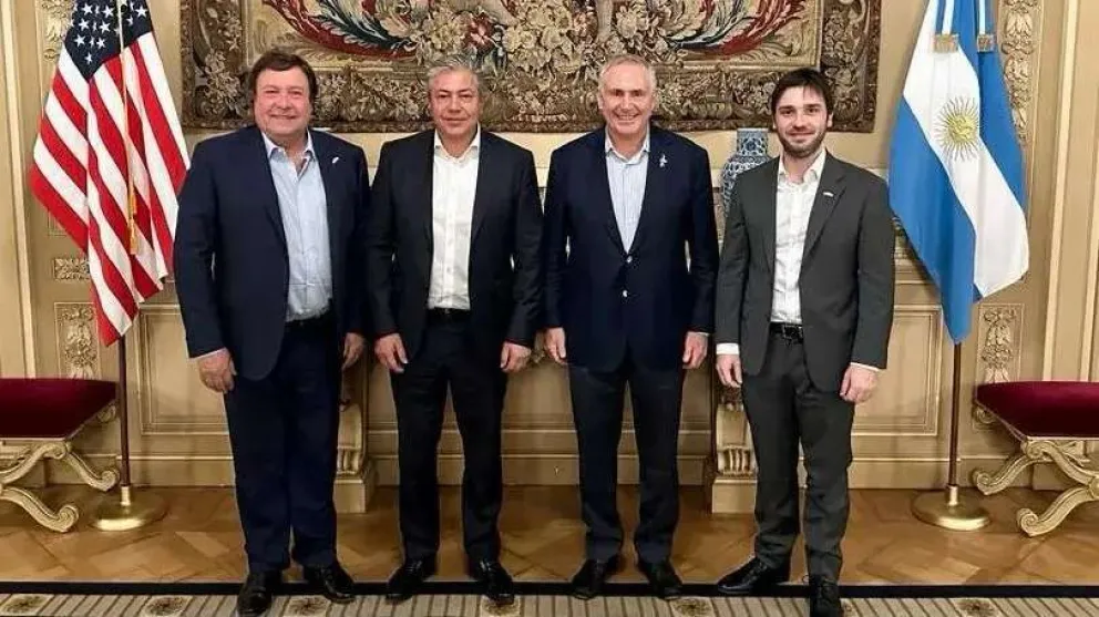 Weretilneck asiste a la cumbre de Gobernadores Patagónicos