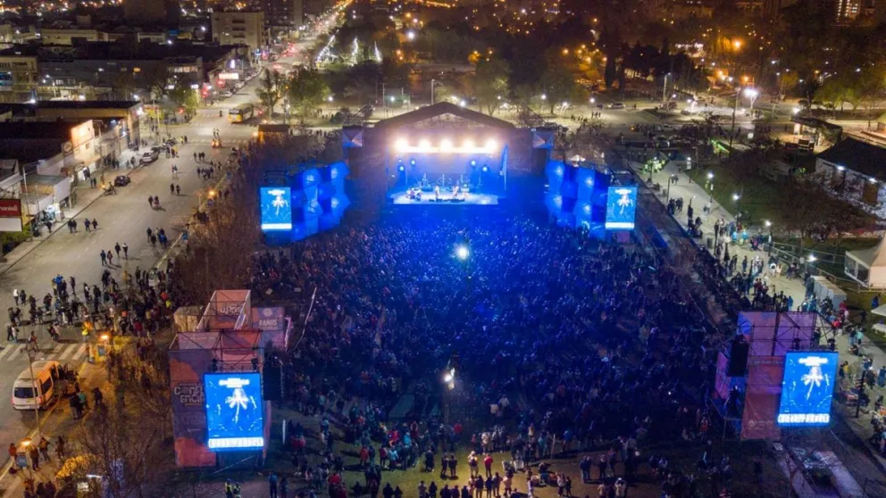 Fito Páez, Abel Pintos y Los Palmeras serán parte de la Fiesta Nacional de la Confluencia
