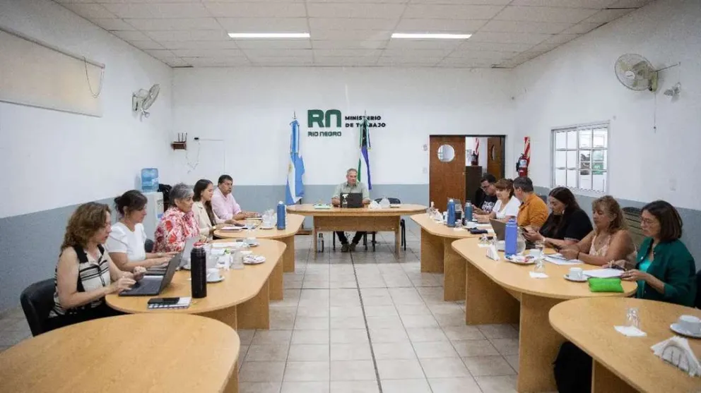 Este viernes Gobierno y UNTER retoman la negociación salarial