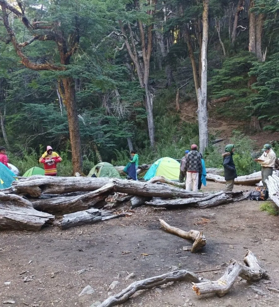 Aplican multas por acampe y fogones en sitios no permitidos dentro del Parque Nacional